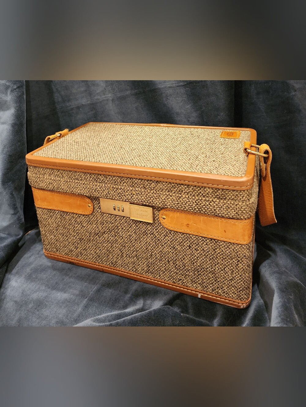 Vintage Hartmann Woven Tweed & Leather Train Case With Original Box